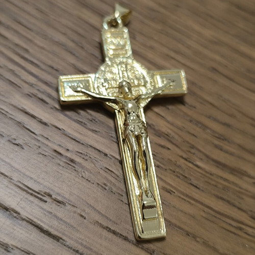 Men's cross pendant with crucifix and Saint Benedict, gold tone stainless steel, new