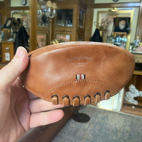 Wilson Walleysmark ball bag vintage leather like new