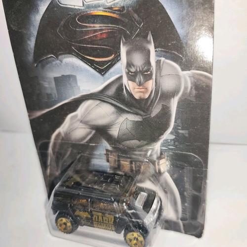 Hot Wheels Diecast DC Superheroes Batman Rockster 1:64 New