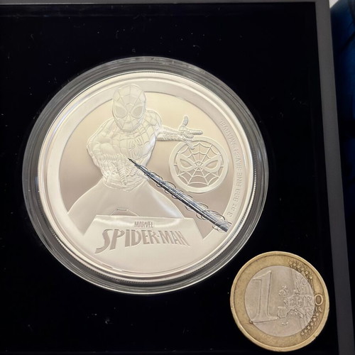 Spiderman Marvel Classic Superheroes 3 Oz Silver .999 Coin New