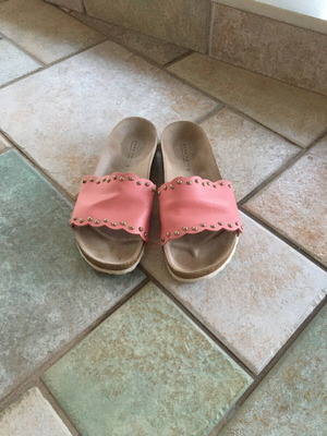 Zara pink clogs like new with gold studs