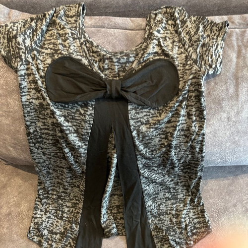 Blouses in very good condition, all clothes together