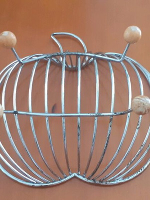 Fruit bowl used