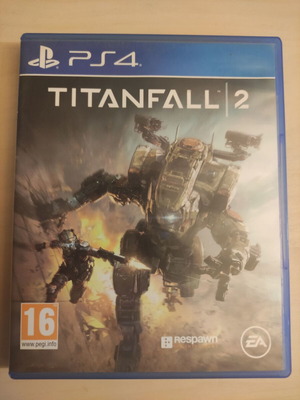 Titanfall 2 PS4 game used, in very good condition
