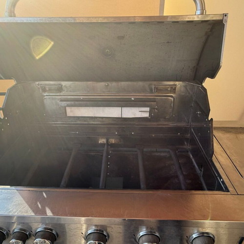 Mr Grill Me barbecue refurbished with hood and rotisserie