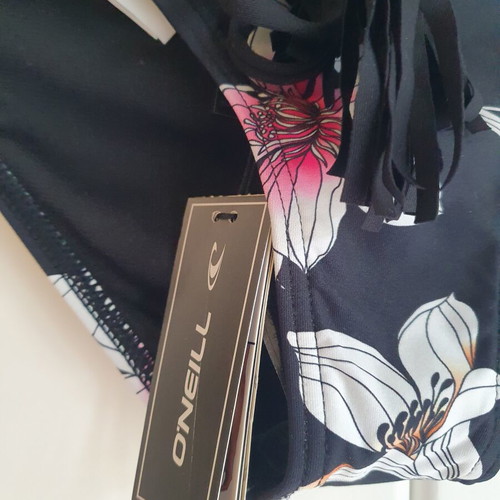 O'neill bottom size 38 new with tags, multicolor