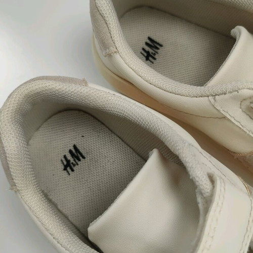 H&M sneakers beige size 30 like new shoes