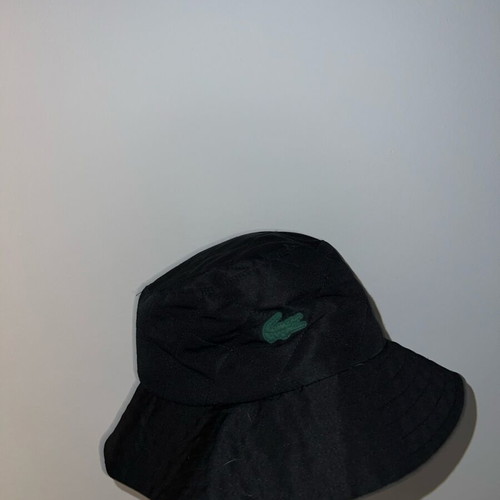 Lacoste bucket hat size M like new