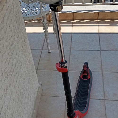 Globber Folding Scooter like new