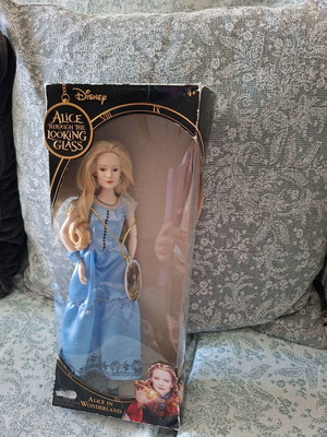 Κούκλα Alice in Wonderland αυθεντική συλλεκτική καινούργια