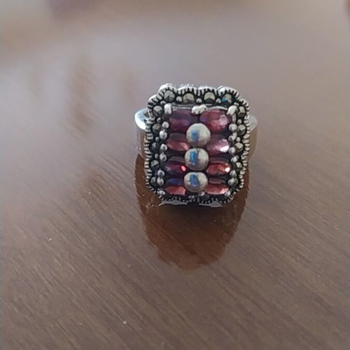 925 Victorian style ring with carving