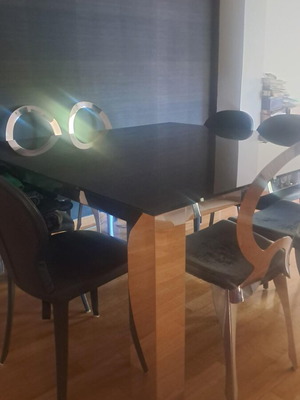 Room table with inox frame and black glass top, like new, with 4 chairs gift