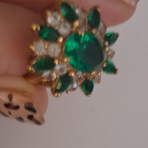 Vintage Atelier cocktail ring size 54, like new, green and gold