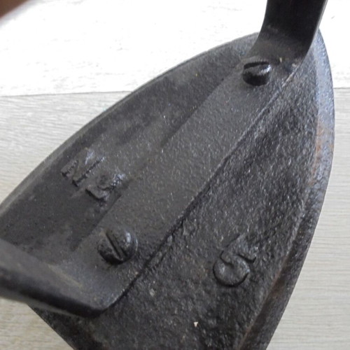Cast Iron Iron No 5 used, vintage retro item with wooden handle