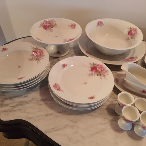EPIAG porcelain dinnerware set 23 pieces like new