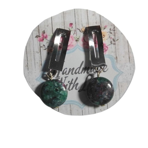 Earrings with green nephrite and steel silver hanging new
