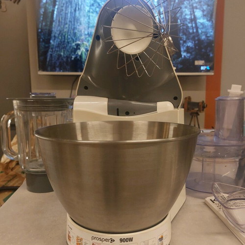 Kenwood Kitchen Machine like new with all accessories