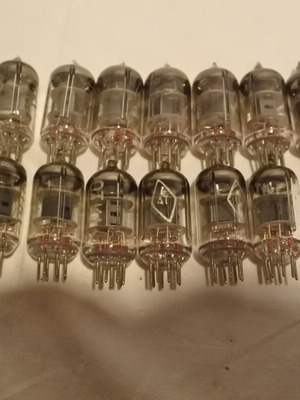6J1P-EV 7-Pin Vacuum Tubes used, pack of 13