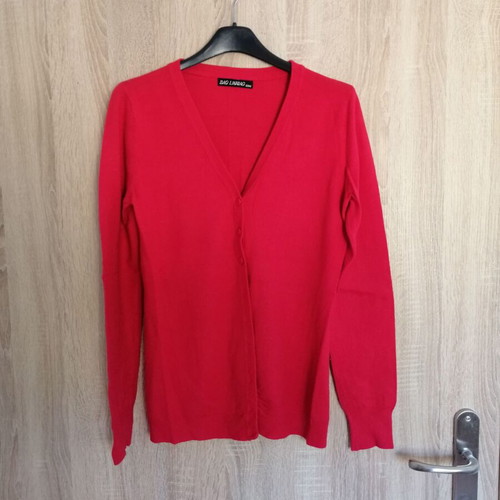 Cardigan size S-M used in very good condition