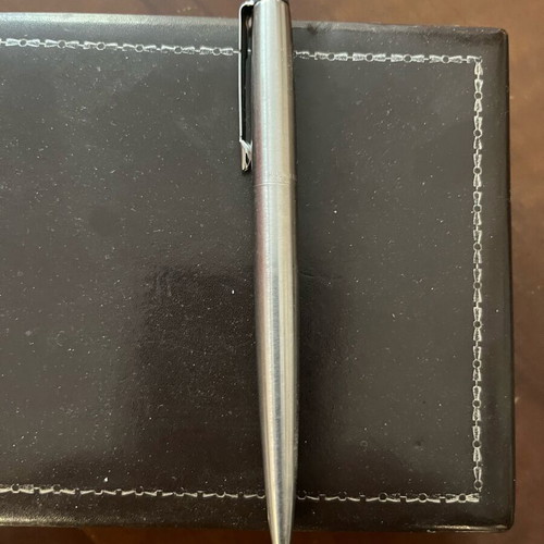 Parker pen new needs refill