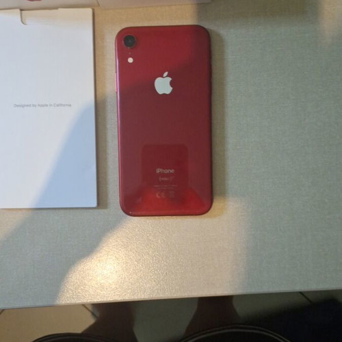 iPhone XR 128GB red, like new, 82% battery health