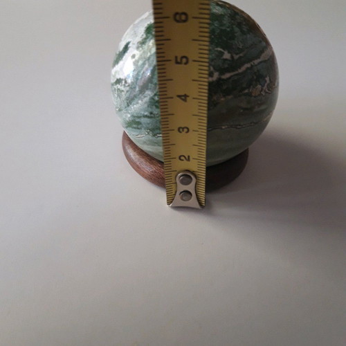 Sardonyx semi-precious sphere like new