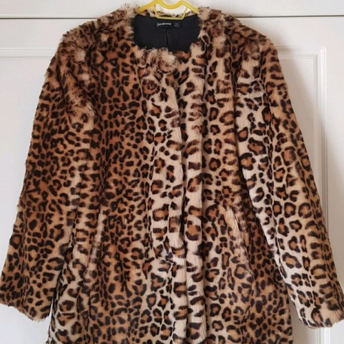 Leopard fur coat used, slightly worn, size S