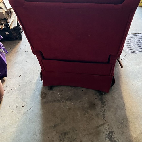 Armchair LayzyBoy used with recliner