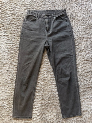 American Eagle grey pants used, size 38