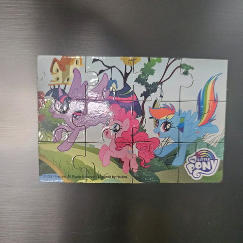 My Little Pony magnetic puzzle like new, small size 9x6 cm