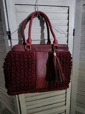 Handmade knitted bordó handbag new