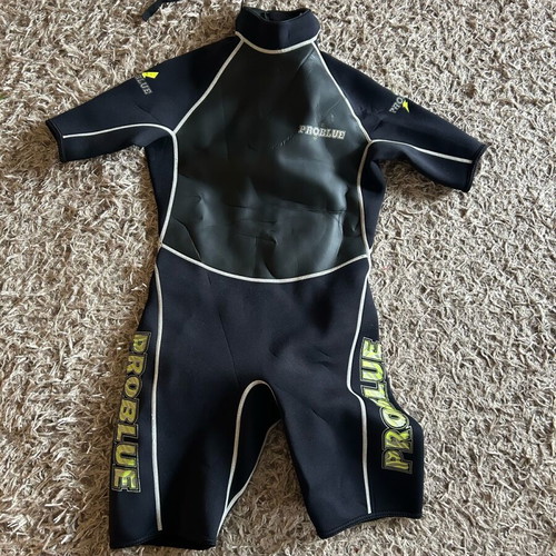 Problue diving suit like new