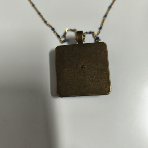 Necklace with embroidery, like new, purple flowers and gold steel chain