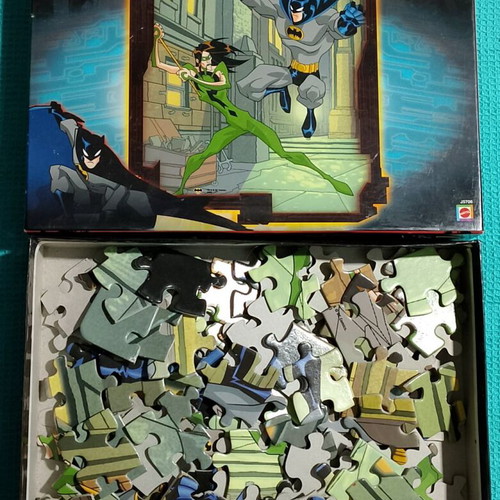 The Batman 100 Matel puzzle used, children's