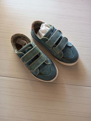 Pablosky sneakers size 29 used, blue jean canvas with leather insole