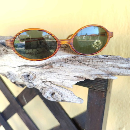 S61 90s vintage sunglasses new, matte horn frame