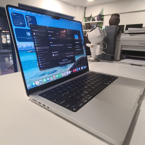 Macbook Pro 14inch M1 Pro like new, 16GB RAM, 512GB SSD, macOS Tahoe
