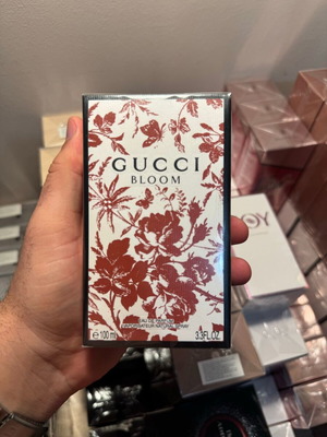 Gucci Bloom Eau de Parfum 100ml нов, оригинален аромат