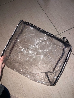 Make up bag large, transparent, like new