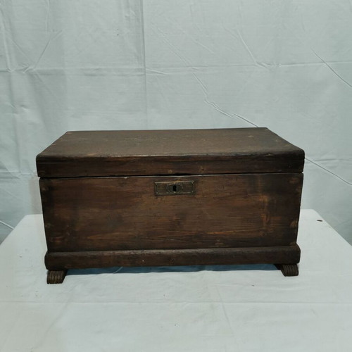 Wooden pharmacist's box used, circa 1900
