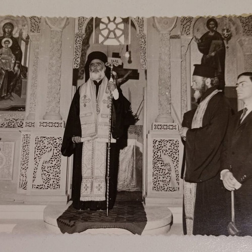 Ασπρόμαυρες φωτογραφίες μεταχειρισμένες με τον Μητροπολίτη Νικηφόρο Συτζανάκη, σετ 2