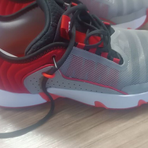 Adidas sports shoes new, size 46