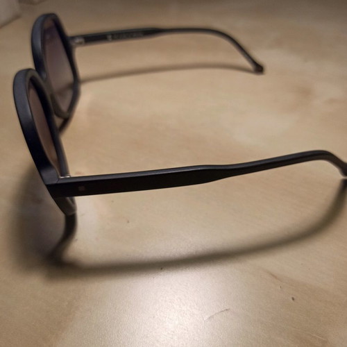 Brixton women's sunglasses used, square matte black, 100% UV protection