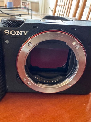 Sony A7C Full Frame като нов с обектив 28-70мм и чанта за носене
