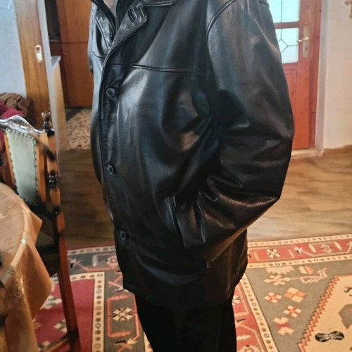 Trapper leather jacket with fur collar, like new, black