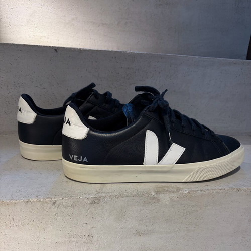 Veja men's leather sneakers used, black, size 44