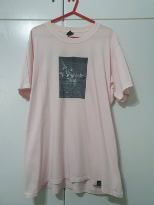Hvnt T-shirt size L pink like new