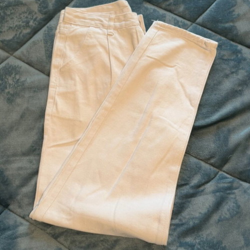 Shein White High-Waisted Mom Fit Jeans like new, size M