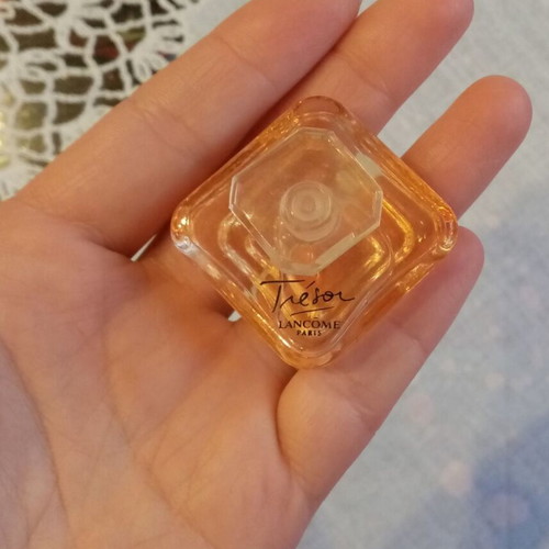 Tresor Eau De Parfum Miniature 5 ml used, Lancome