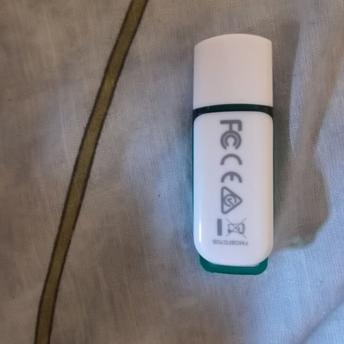 Philips Snow USB Stick 8GB like new